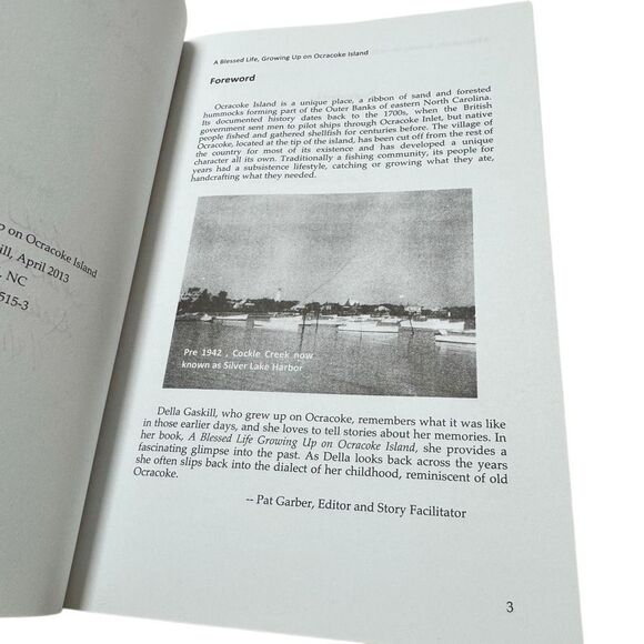 Growing Up On Ocracoke Island Della Gaskill NC  Genealogy Books 2013 Signed - Picture 8 of 8
